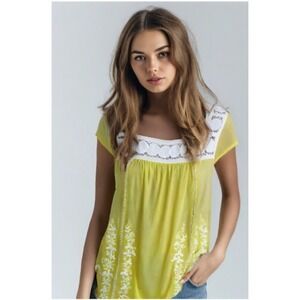 Anthropologie Moulinette Soeurs Top Womens Size Medium Embroidered Yellow VGUC
